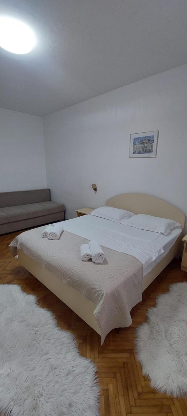 Apartment Toncica Omiš Eksteriør billede